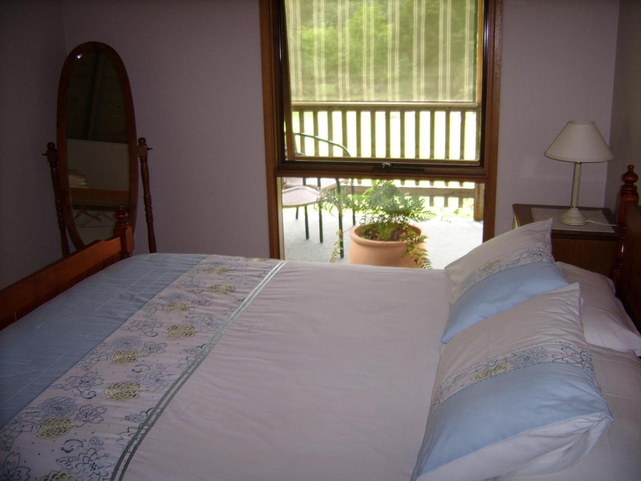 Shady Brook Cottages Harrietville Exterior photo